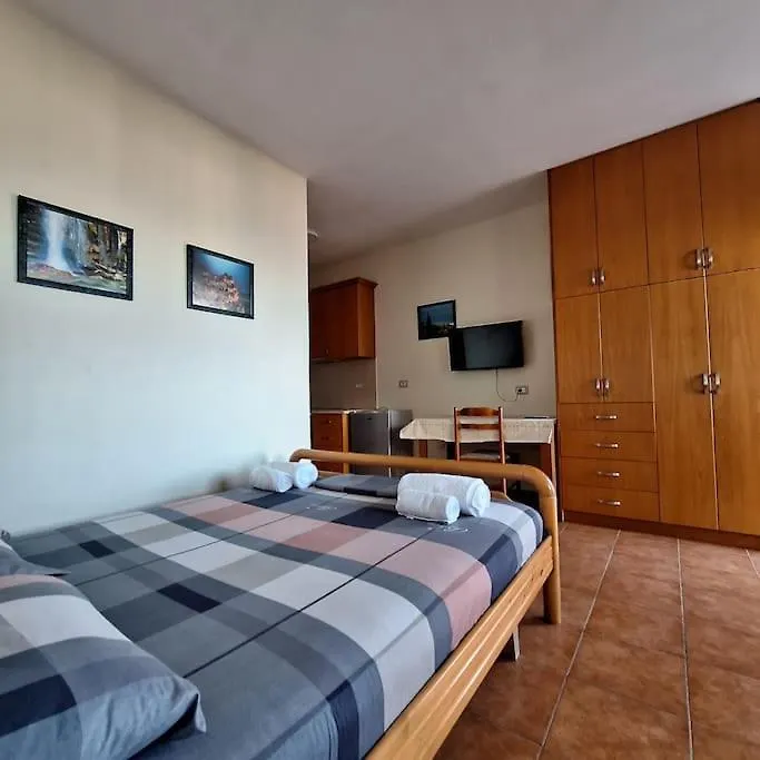 Horizon 4 Apartment Sarande