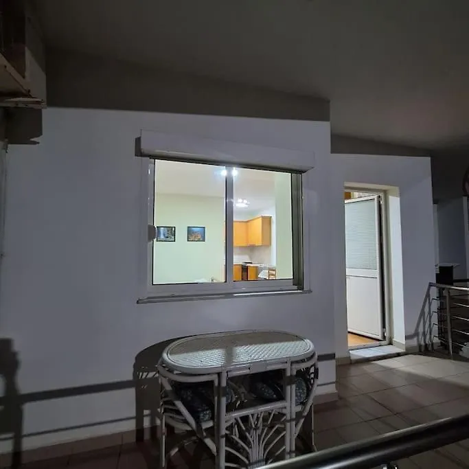 Horizon 4 Apartment Sarande