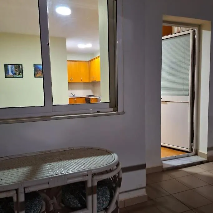 Horizon 4 Apartment Sarande